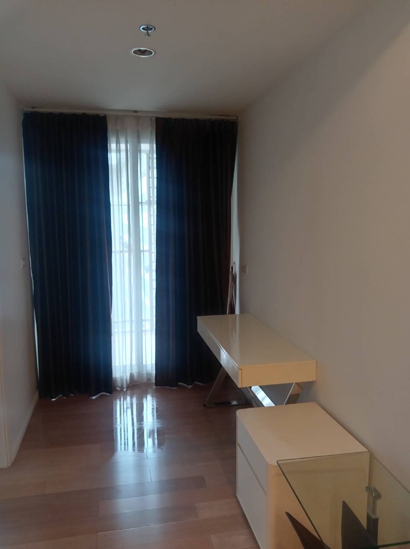 ให้เช่าคอนโดสุขุมวิท อโศก ทองหล่อ : 🔥ให้เช่าด่วน🔥S15 สุขุมวิท 15 ขนาด  1 ห้องนอน 1 ห้องน้ำ 60 ตร.ม. ห้องกว้างมากกก ราคาดีมากกกก อยู่ใจกลางอโศก ❗