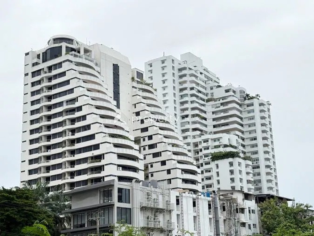 ขายคอนโดสุขุมวิท อโศก ทองหล่อ : Rare Unit! ศุภาลัย เพลส สุขุมวิท 39 One Bed ชั้น 14 ขนาด 49.4 ตร.ม. A great deal at a special price.