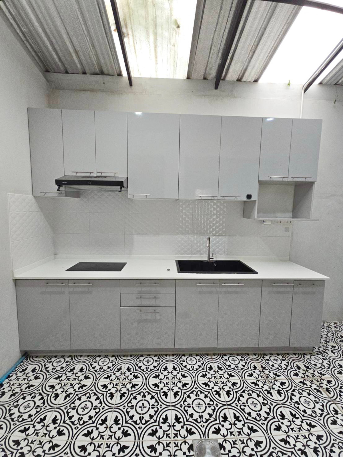 ให้เช่าอาคารพาณิชย์นวมินทร์ รามอินทรา : ให้เช่า  โฮมออฟฟิศ 4 ชั้น ถนนรามอินทรา109(พระยาสุเรนทร์)