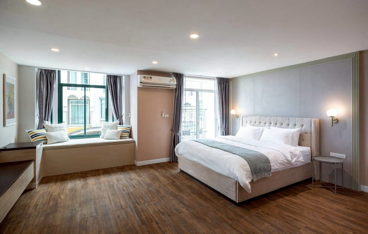 ขายทาวน์โฮมเยาวราช บางลำพู : ทาวน์เฮ้าส์ใกล้เยาวราช 4 ชั้น พร้อมดาดฟ้า แต่งเต็ม เฟอร์ครบ เข้าอยู่ได้เลย