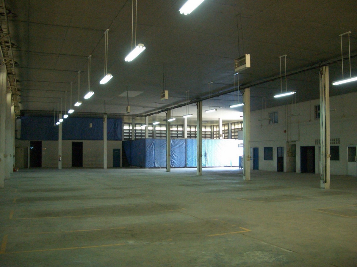 For RentWarehouseSriracha Laem Chabang Ban Bueng : ‼️Announcement for warehouse rental, area size 100-1,250 sq m.** Ban Bueng-Chonburi‼️ There are 3 zones to choose from, A-B-C, according to usage needs. Ready to use condition and has a good security system Suitable for storing products or used as a produ