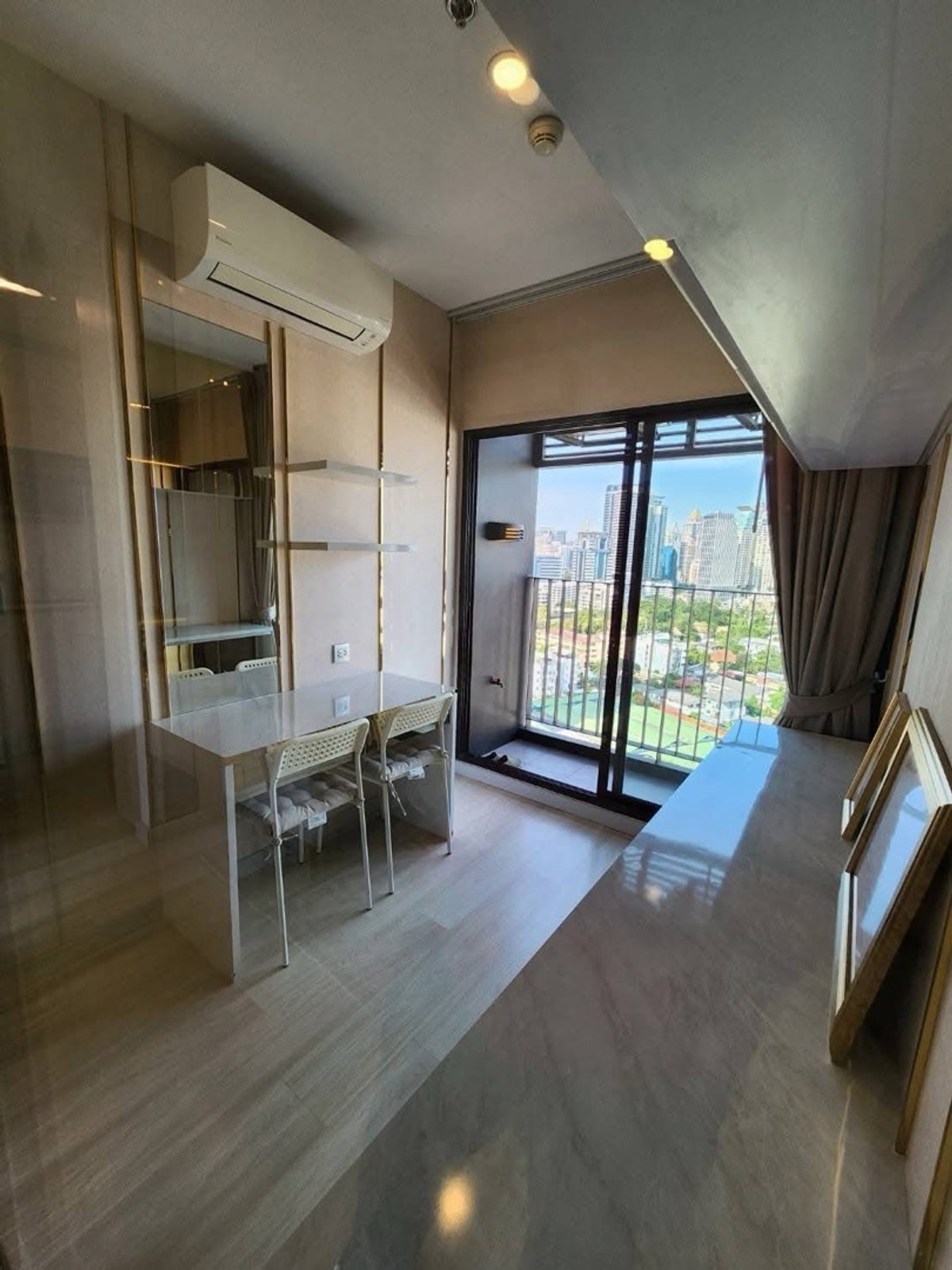 For RentCondoSathorn, Narathiwat : 📍【RENT】 Knightsbridge Prime SathornKnightsbridge Prime Sathorn