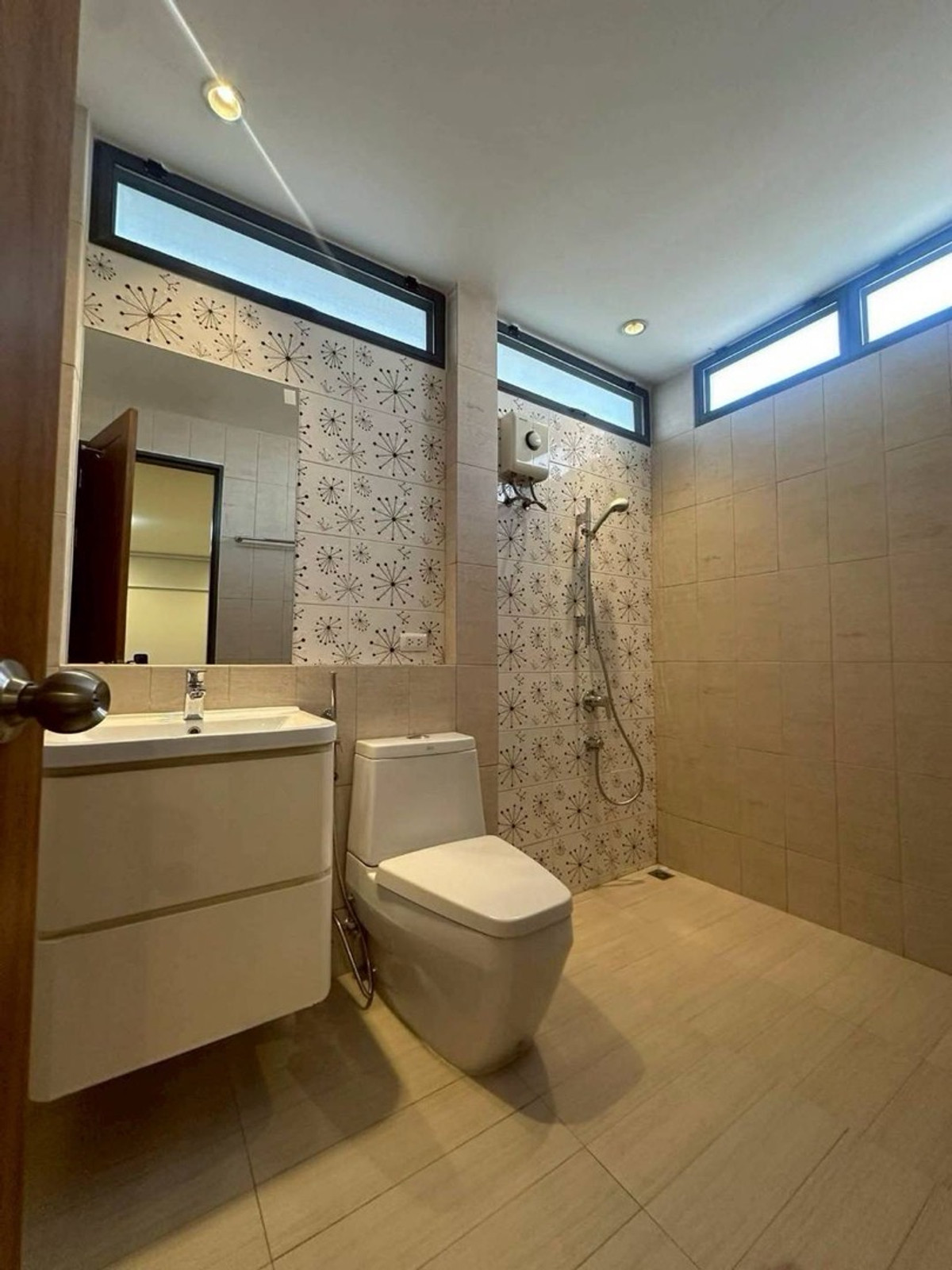 For RentHouseSukhumvit, Asoke, Thonglor : FOR RENT SINGLE HOUSE SUKHUMVIT 71 PRIDI BHANOMYONG 45 - EKKAMAI 22