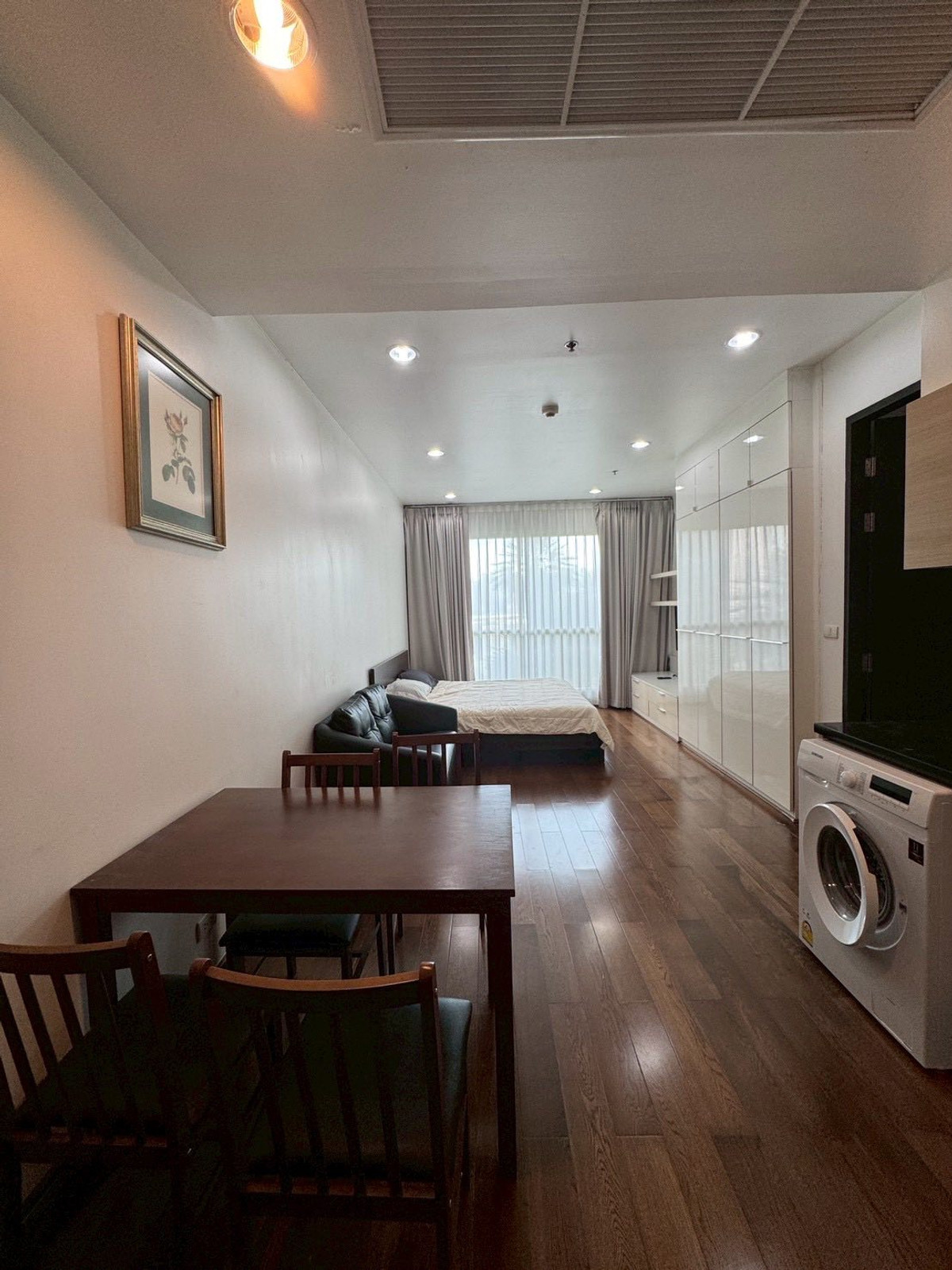 ให้เช่าคอนโดวิทยุ ชิดลม หลังสวน : Big studio for rent in heart of Bangkok 300 m. to BTS Chidlom, The Address Chidlom 089-6620022