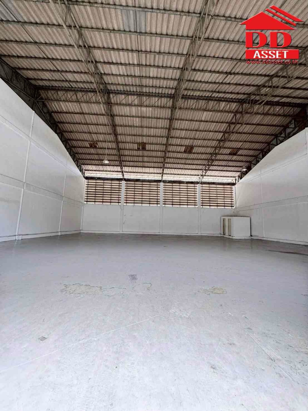 ให้เช่าโกดังสมุทรปราการ สำโรง : ให้เช่า โกดังถนนเทพารักษ์ กม.26 ตรงข้ามหมู่บ้านทับทอง  รหัส : F8038