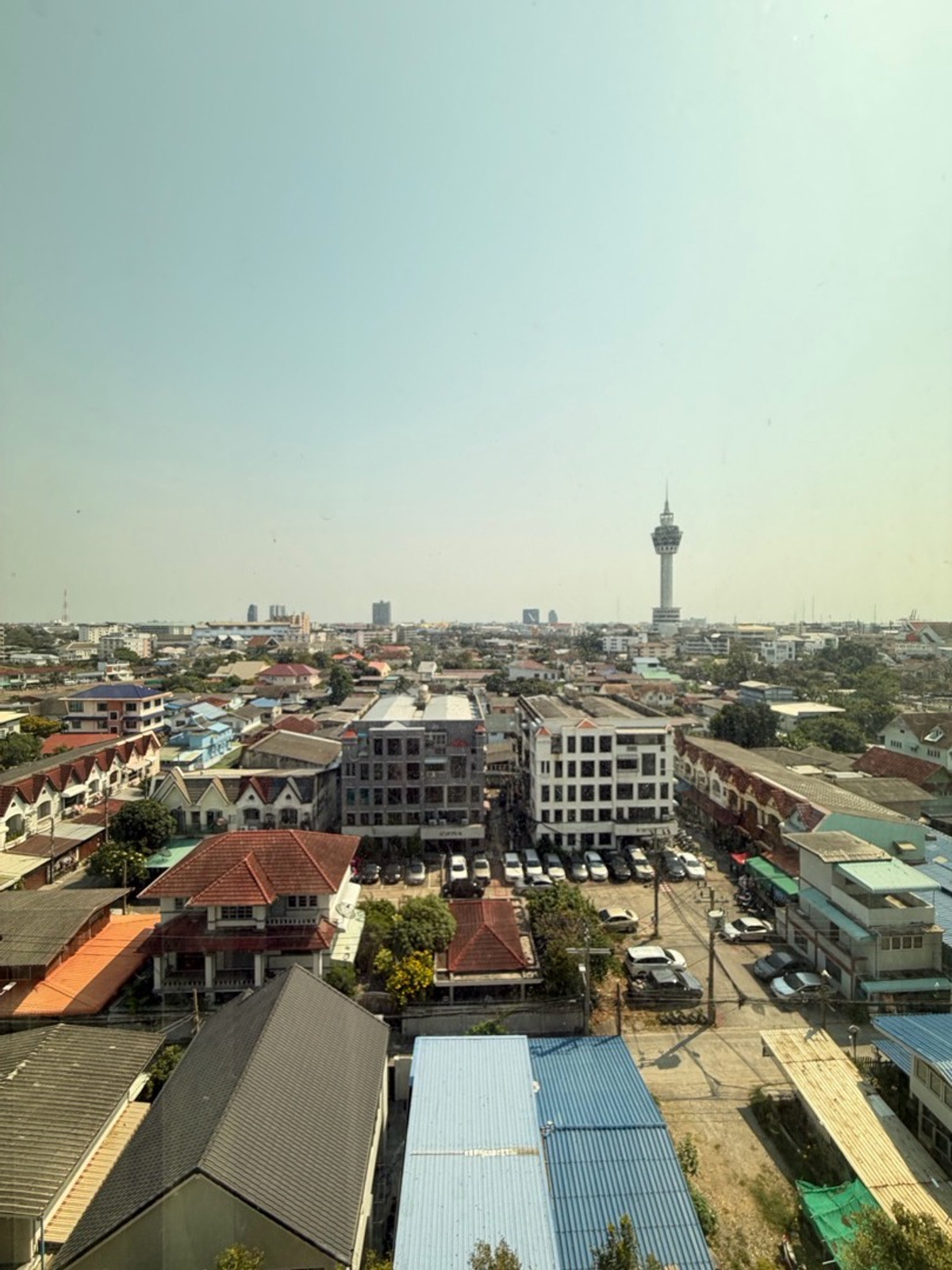 ขายคอนโดสมุทรปราการ สำโรง : ห้องติดบันไดหนีไฟ ไม่มีเสียงรบกวน ส่วนตัวเวอร์