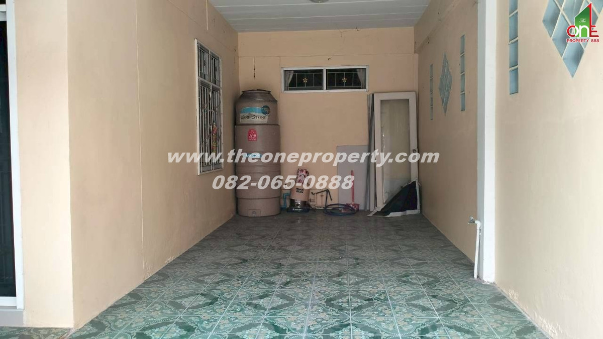 For SaleTownhomePathum Thani,Rangsit, Thammasat : 2-story townhouse, newly renovated, 21.9 sq m., Thai Somboon Village 2, Rangsit, Khlong 3, Liab Khlong Sam Road, Khlong Sam, Khlong Luang, Pathum Thani.