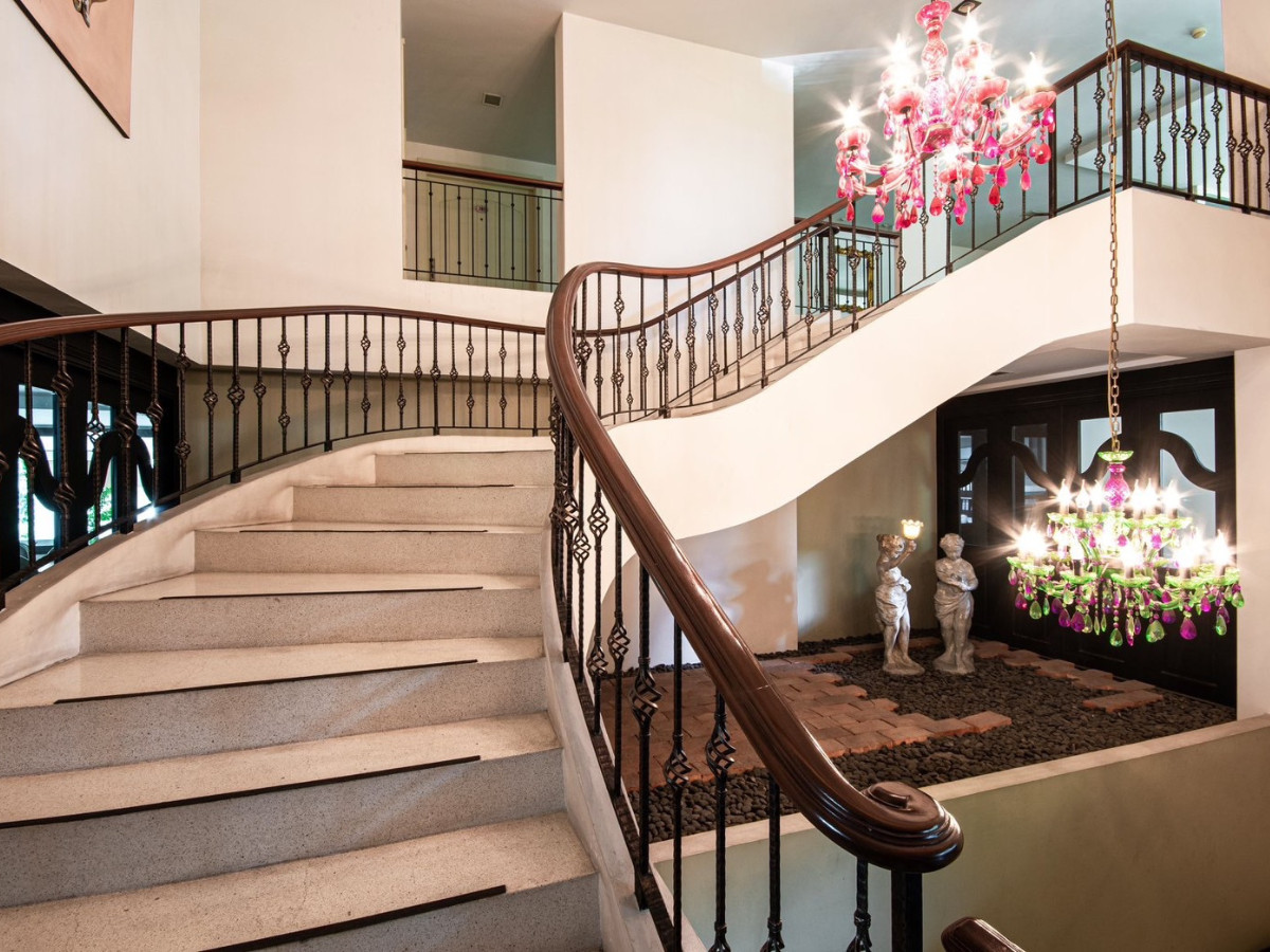 ขายคอนโดสะพานควาย จตุจักร : ขายคอนโด แบกซ์เตอร์ พหลโยธิน 14 ( Baxtor Paholyothin 14 ) ห้องมุม ชั้นบนสุด แต่งสวยด้วยวัสดุพรีเมี่ยม