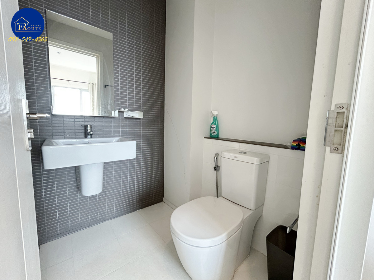 For SaleCondoChaengwatana, Muangthong : Condo for sale, The Key Chaengwattana, 2 bedrooms, size 62.28 sq m., special price 3 million baht.