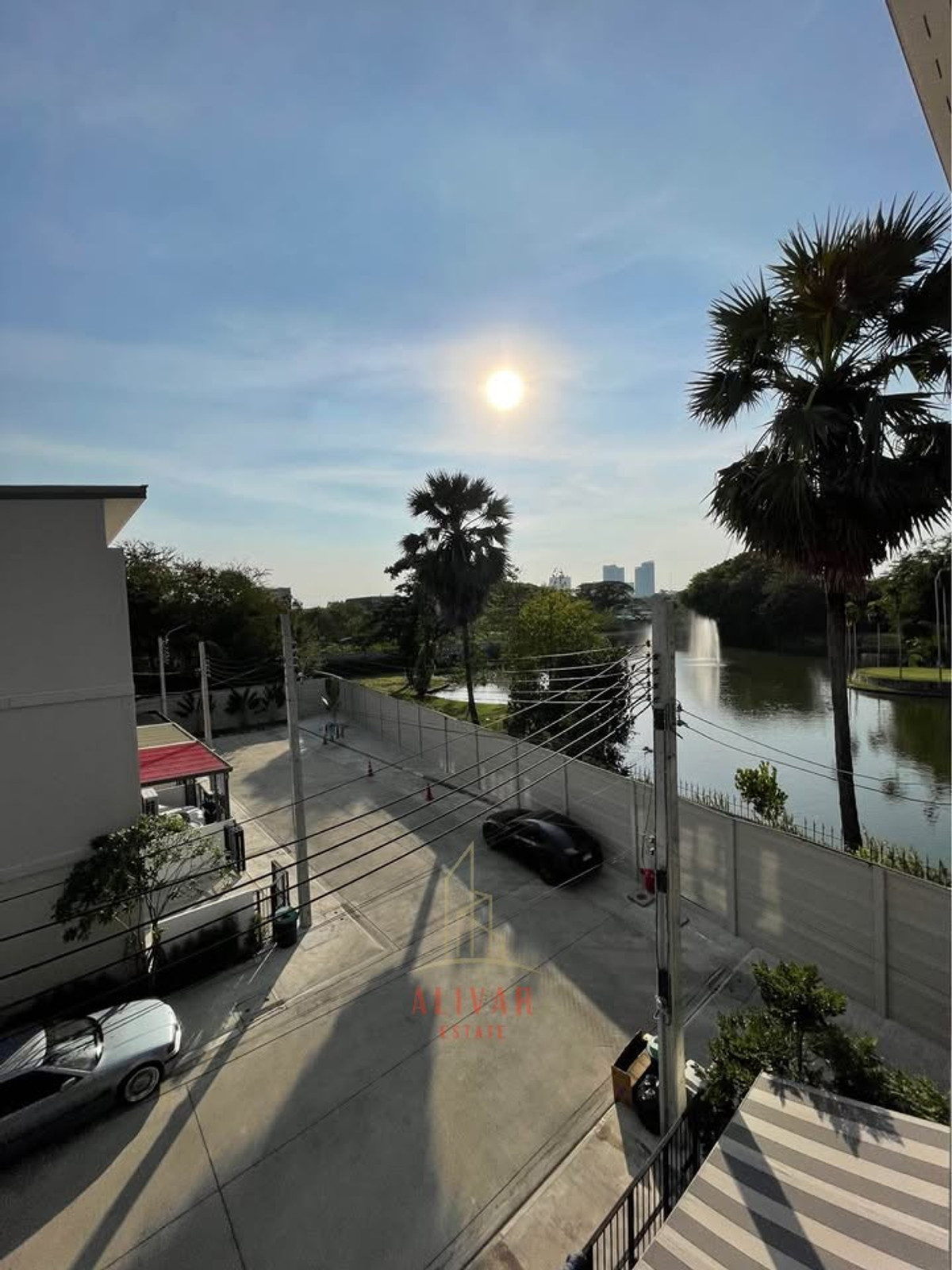 TownhomePattanakan, Srinakarin : RH024426 for sale/rent townhome fully furnished 3 floors at Patio Srinakarin Rama 9 (Krungthep Kreetha)