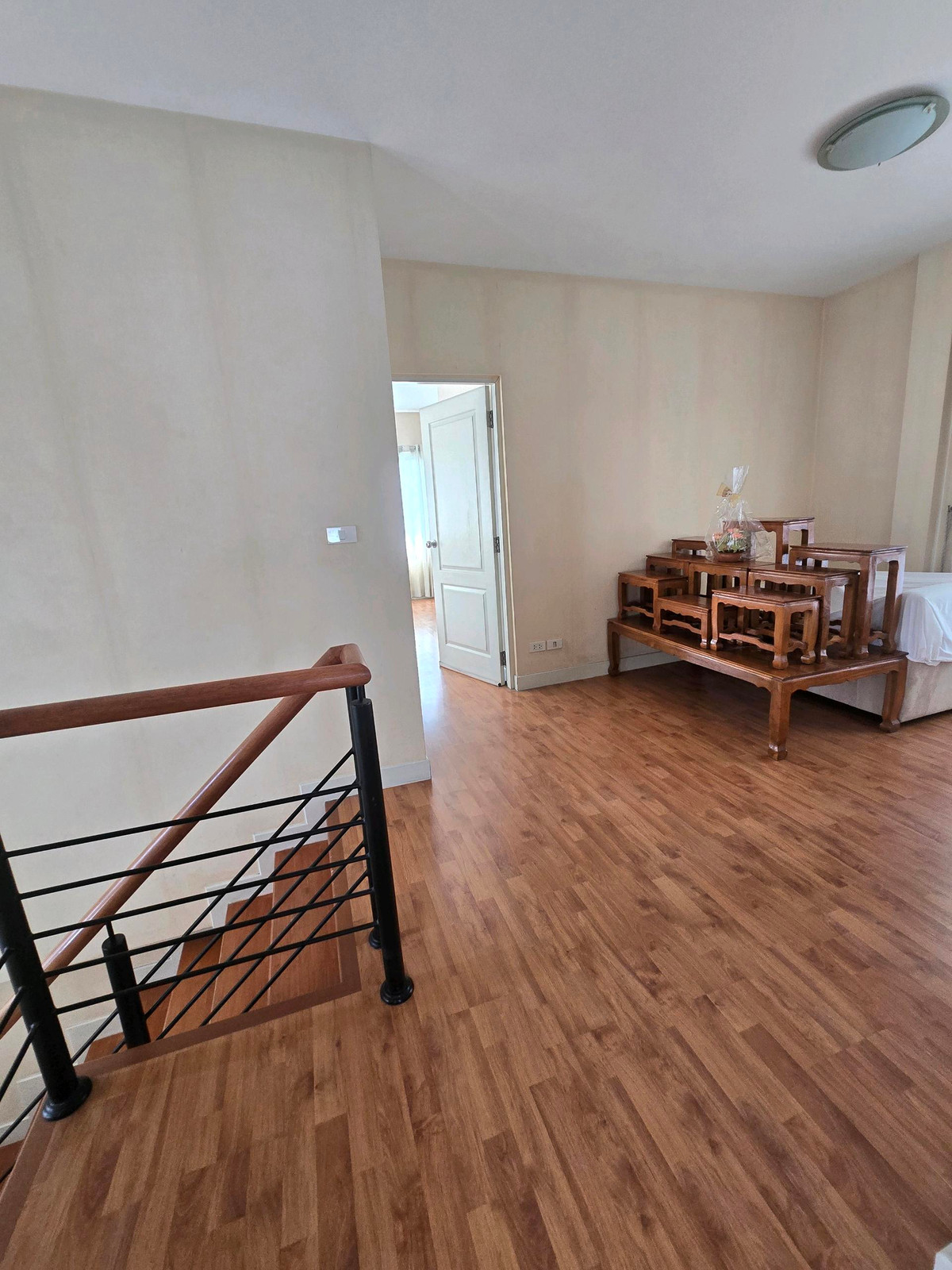 ให้เช่าบ้านลาดกระบัง สุวรรณภูมิ : ให้เช่า บ้านเดี่ยว2ชั้น สภาพใหม่ อยู่ถ.วงแหวน-อ่อนนุช ใกล้เมกาบางนา