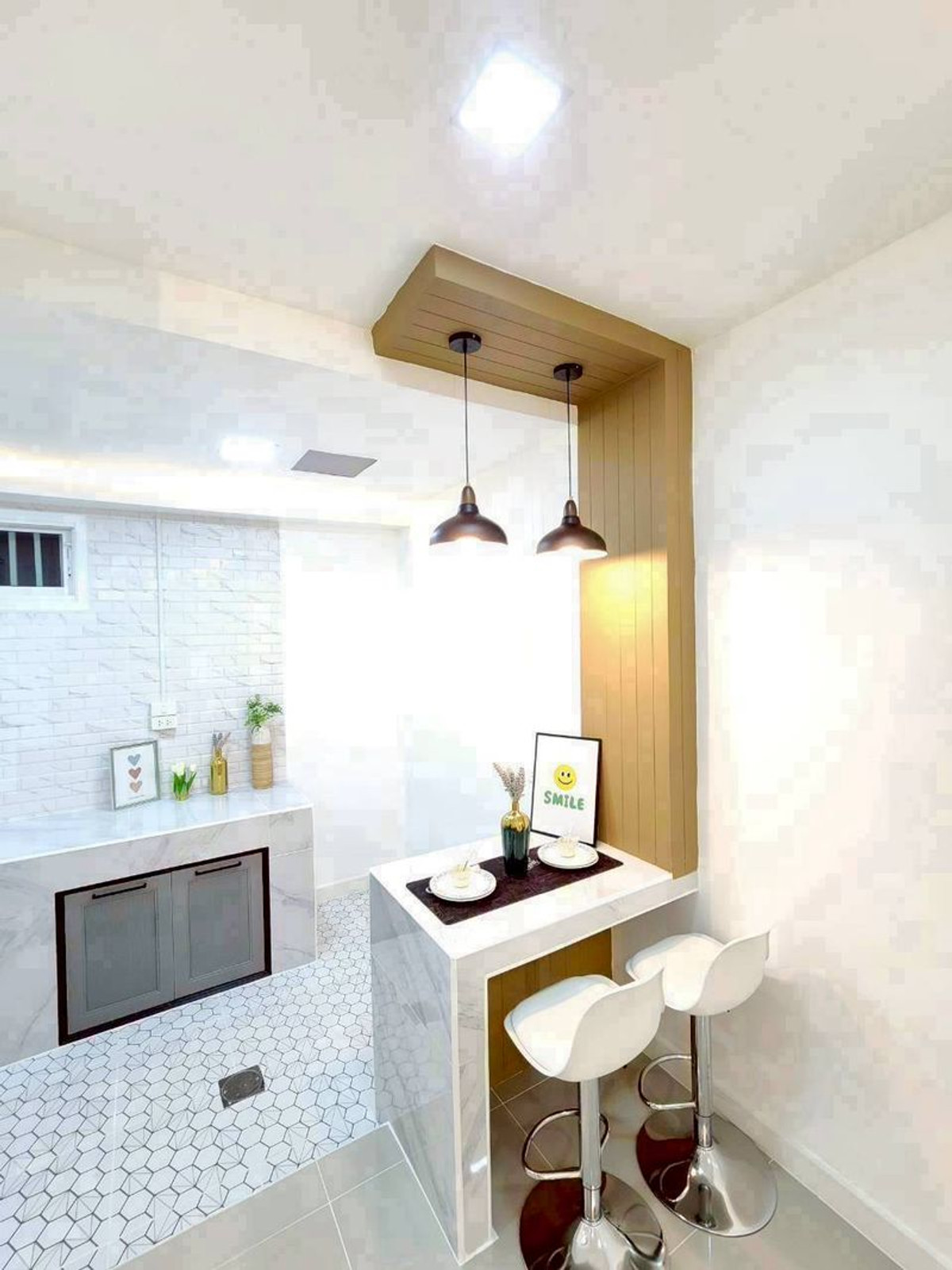 For SaleTownhomePathum Thani,Rangsit, Thammasat : 2-story townhouse for sale, Fah Rangsit Village, Rangsit Khlong 4, area 16 square meters, 2 bedrooms, Rangsit Nakhon Nayok Road, Bueng Yitho Subdistrict, Thanyaburi District, Pathum Thani.