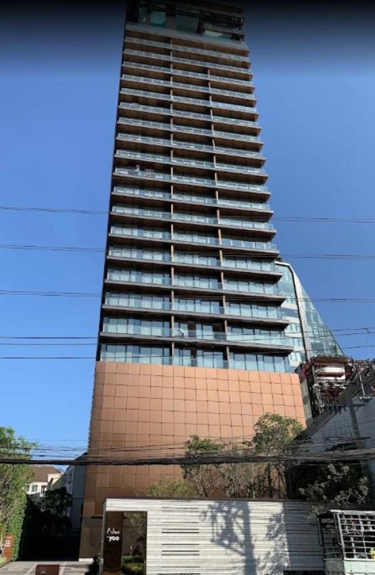 ขายคอนโดสุขุมวิท อโศก ทองหล่อ : คุณ บาย ยู อินสไปร์ บาย สตาร์ค ทองหล่อ KHUN by YOO inspired by Starck Sukhumvit 55 ✅ Fully Furnished (ราคา 17,500,000 บาท )