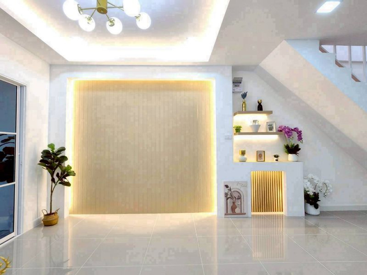 For SaleTownhomePathum Thani,Rangsit, Thammasat : 2-story townhouse for sale, Fah Rangsit Village, Rangsit Khlong 4, area 16 square meters, 2 bedrooms, Rangsit Nakhon Nayok Road, Bueng Yitho Subdistrict, Thanyaburi District, Pathum Thani.