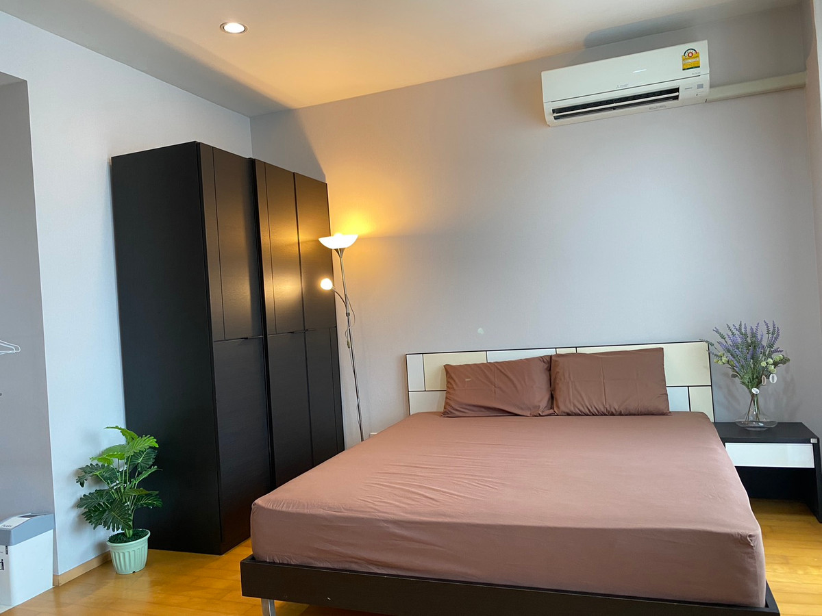 ให้เช่าคอนโดราชเทวี พญาไท : ให้เช่าด่วน Villa Ratchatewi ห้องสวย 40 ตรม. เฟอร์ครบ พร้อมอยู่ เพียง 18,000 บาท!