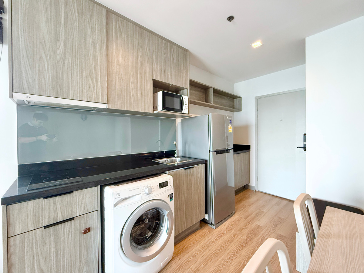 ขายคอนโดลาดพร้าว เซ็นทรัลลาดพร้าว : 🚀 Chapter One Midtown ลาดพร้าว24 - 58ตรม. 2นอน2น้ำ ห้องมุม ชั้นสูง 092-545-6151 (ทีม)