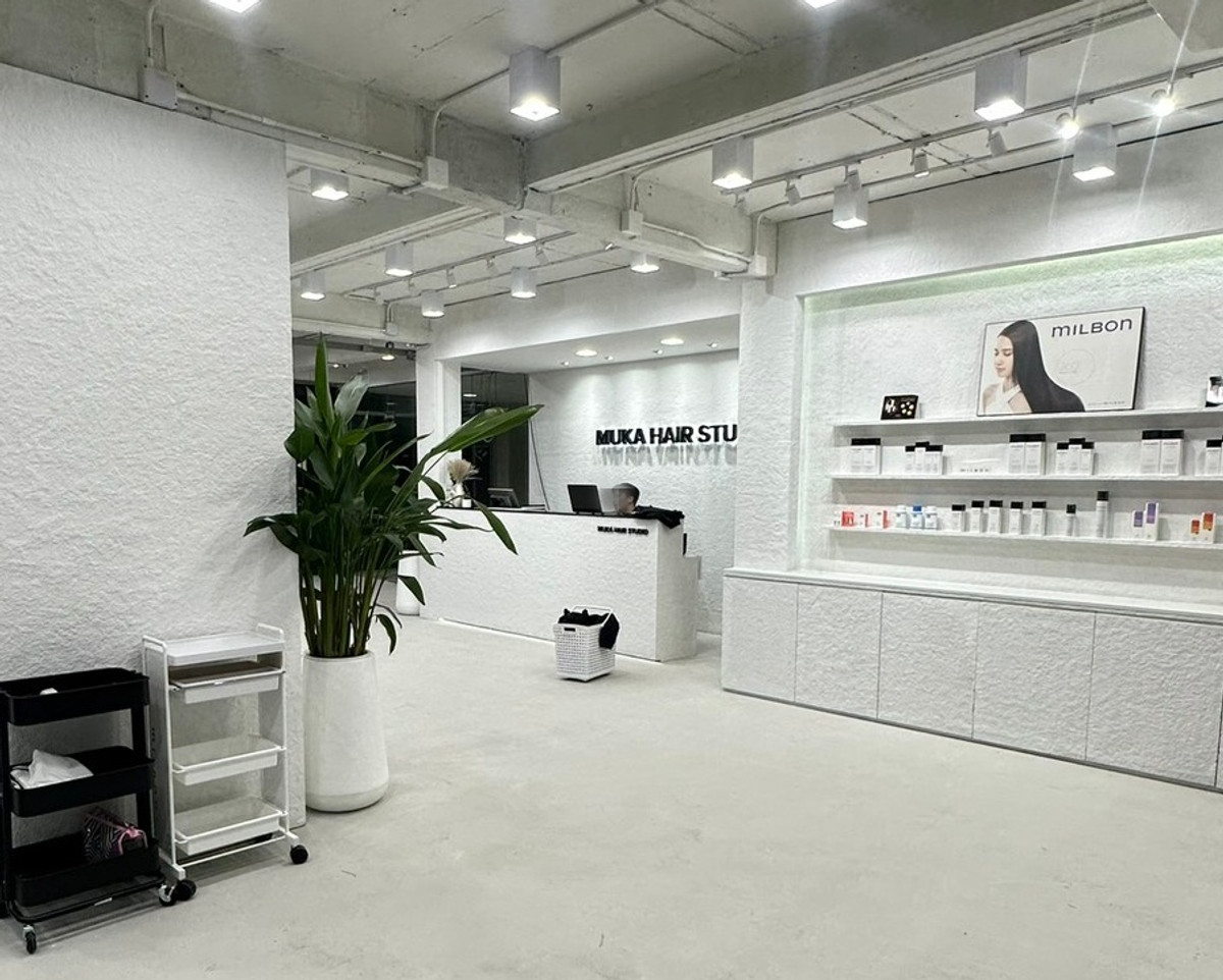 เซ้งร้านค้า/ตลาดนัดอ่อนนุช อุดมสุข : เซ้งร้านทำผม ขนาดใหญ่ ติด BTS พระโขนง ใกล้เกทเวย์ เอกมัย และทองหล่อ