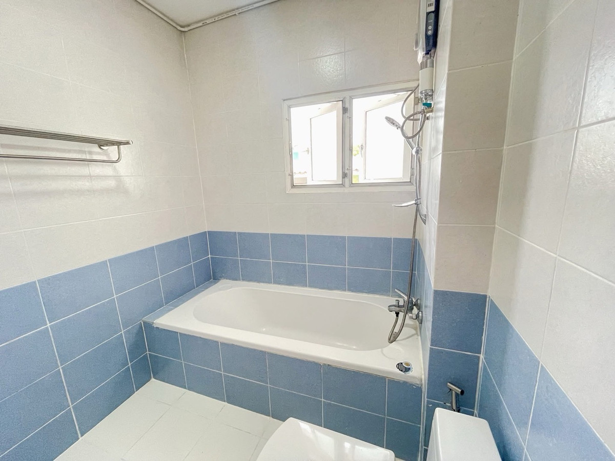 For RentHouseNawamin, Ramindra : 🏡Single house Ramintra 42 for rent, 400sq.m., 4 bedrooms, 4 bathrooms, 150 sq m. ***100 meters from the BTS station (Pink Line BTS Station Ramindra M.6) 🚝🚗