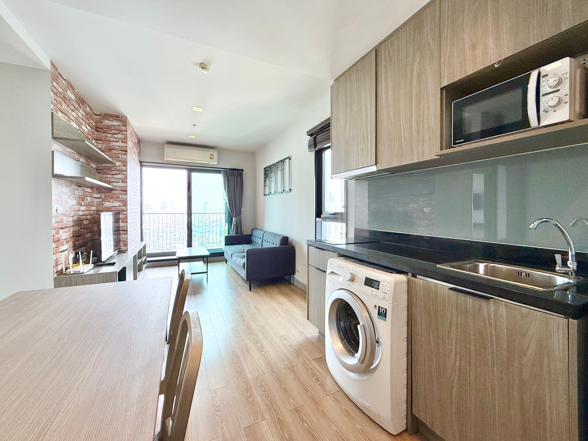 ขายคอนโดลาดพร้าว เซ็นทรัลลาดพร้าว : 🚀 Chapter One Midtown ลาดพร้าว24 - 58ตรม. 2นอน2น้ำ ห้องมุม ชั้นสูง 092-545-6151 (ทีม)