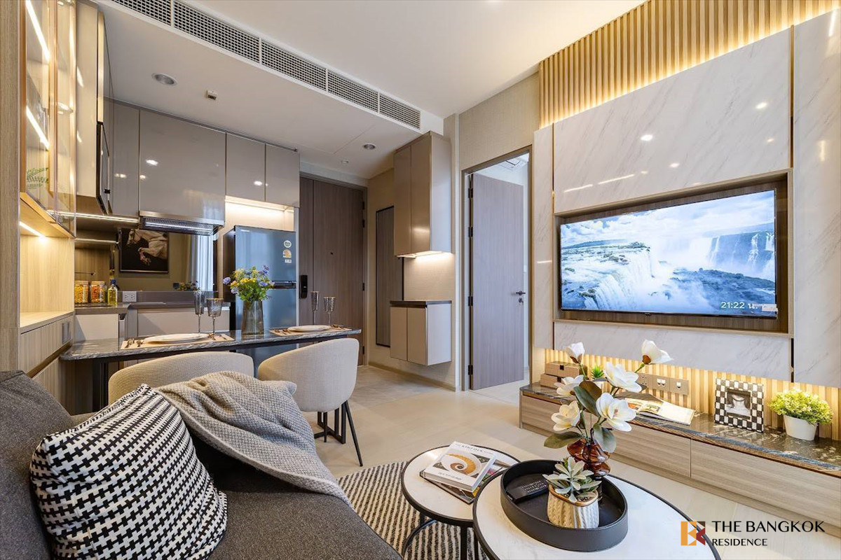 For RentCondoRatchathewi,Phayathai : 💰30,000 💰For rent The Extro Phayathai - Rangnam by AG Nyla Tel / WhatsApp: 096-327-2669 Line ID: Nyla2669