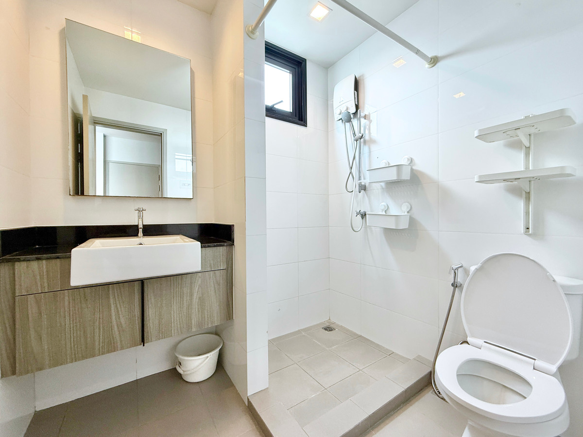 ขายคอนโดลาดพร้าว เซ็นทรัลลาดพร้าว : 🚀 Chapter One Midtown ลาดพร้าว24 - 58ตรม. 2นอน2น้ำ ห้องมุม ชั้นสูง 092-545-6151 (ทีม)