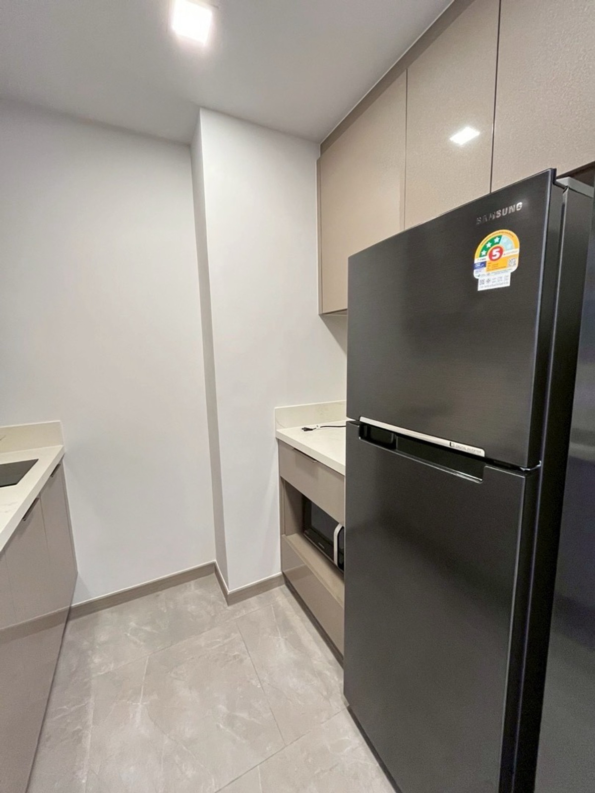 ให้เช่าคอนโดพระราม 9 เพชรบุรีตัดใหม่ RCA : ONE9FIVE -RAMA9 🔥FOR-RENT 
1BEDROOM  Simple Is The Best