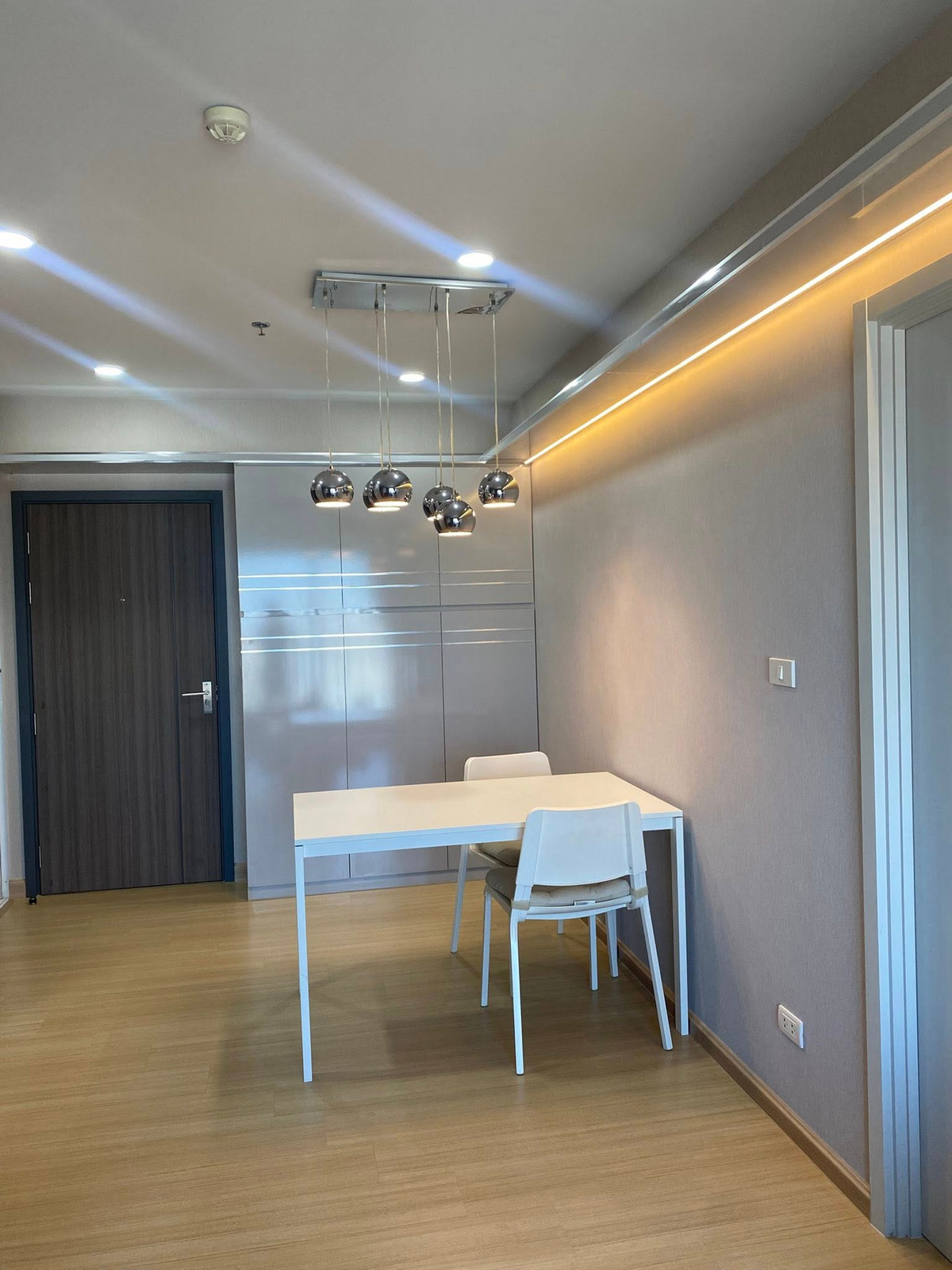 ให้เช่าคอนโดรามคำแหง หัวหมาก : 🔥🔥31525🔥🔥 ให้เช่าSupalai Veranda Ramkhamhaeng  (2 ห้องนอน / 2 ห้องน้ำ )🌐LINE ID : @fastforrentcondo