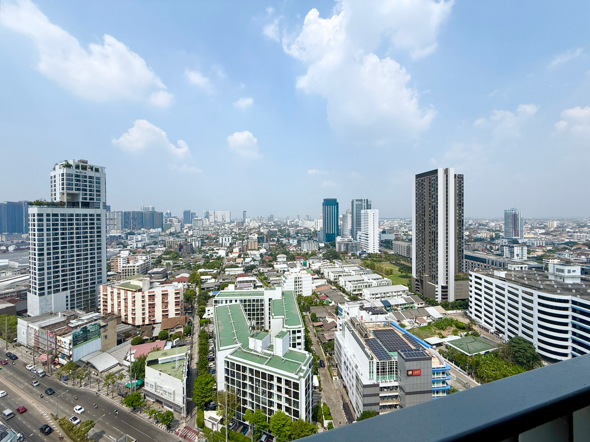 ขายคอนโดลาดพร้าว เซ็นทรัลลาดพร้าว : 🚀 Chapter One Midtown ลาดพร้าว24 - 58ตรม. 2นอน2น้ำ ห้องมุม ชั้นสูง 092-545-6151 (ทีม)