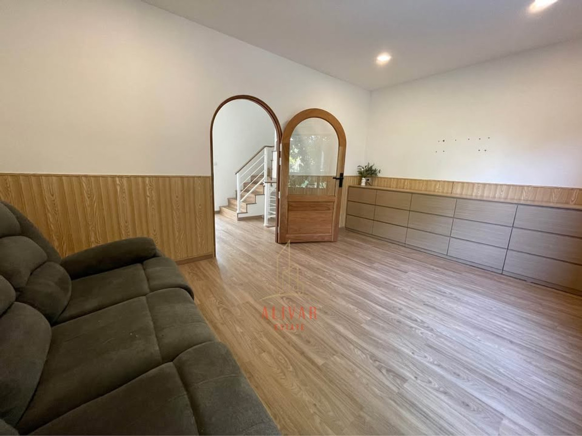 TownhomePattanakan, Srinakarin : RH024426 for sale/rent townhome fully furnished 3 floors at Patio Srinakarin Rama 9 (Krungthep Kreetha)