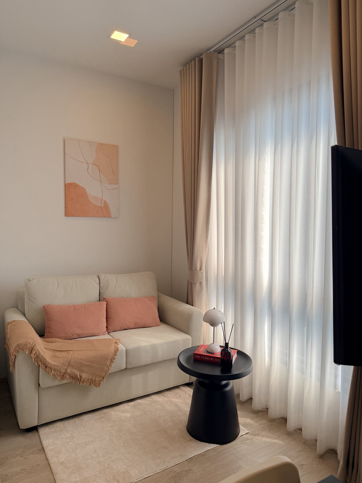 ให้เช่าคอนโดพระราม 9 เพชรบุรีตัดใหม่ RCA : Condo for rent The Tree Pattanakarn - Ekkamai near Airportlinkram เดอะ ทรี พัฒนาการ - เอกมัย 