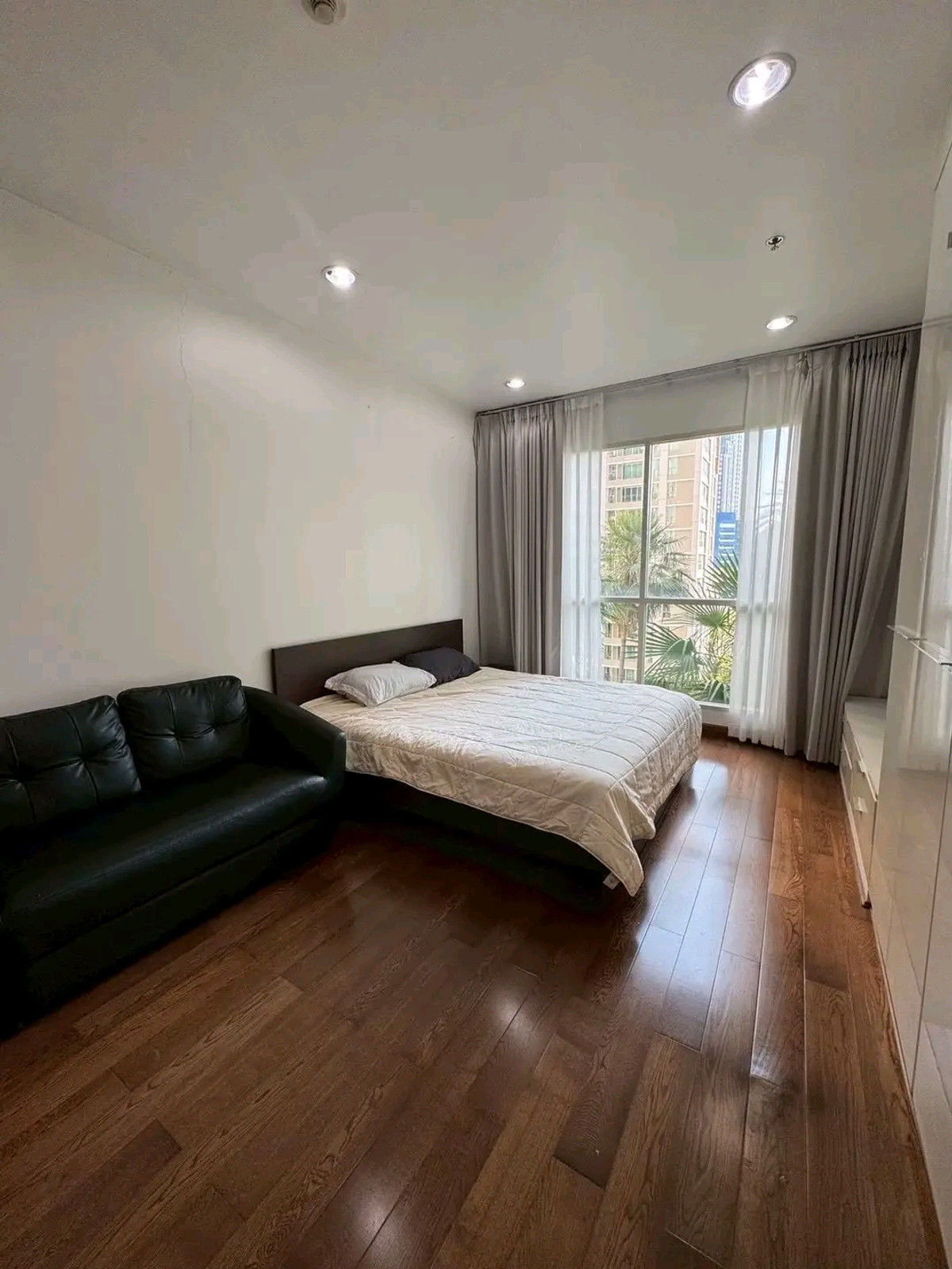 ให้เช่าคอนโดวิทยุ ชิดลม หลังสวน : New Room // The Address Chitrom Studio 42 Sqm Fullyfurnish , Welcome Foreign 20,000-