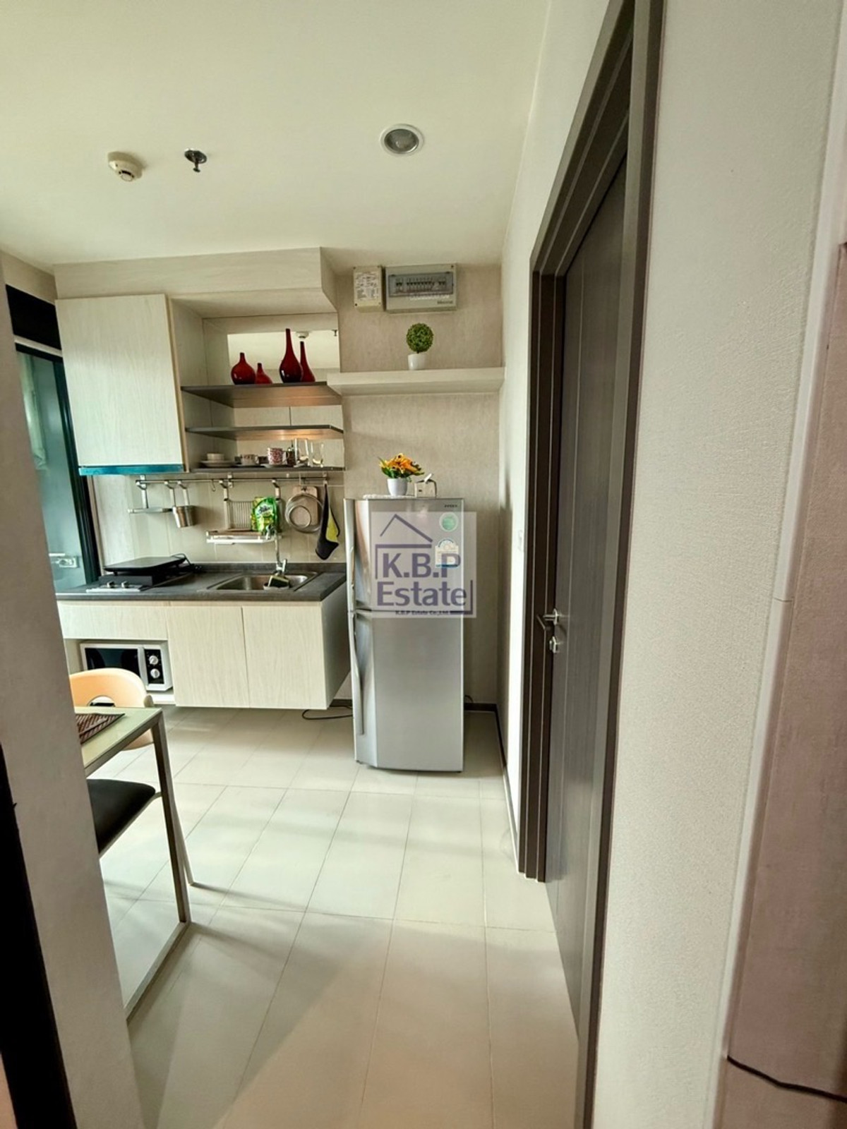 ขายคอนโดอ่อนนุช อุดมสุข : ขาบด่วน เดอะ เบส พาร์ค เวส ห้องตกแต่งสวยมากพร้อมเข้าอยู่