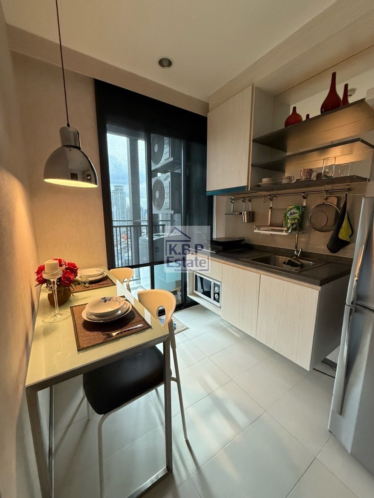 ขายคอนโดอ่อนนุช อุดมสุข : ขาบด่วน เดอะ เบส พาร์ค เวส ห้องตกแต่งสวยมากพร้อมเข้าอยู่