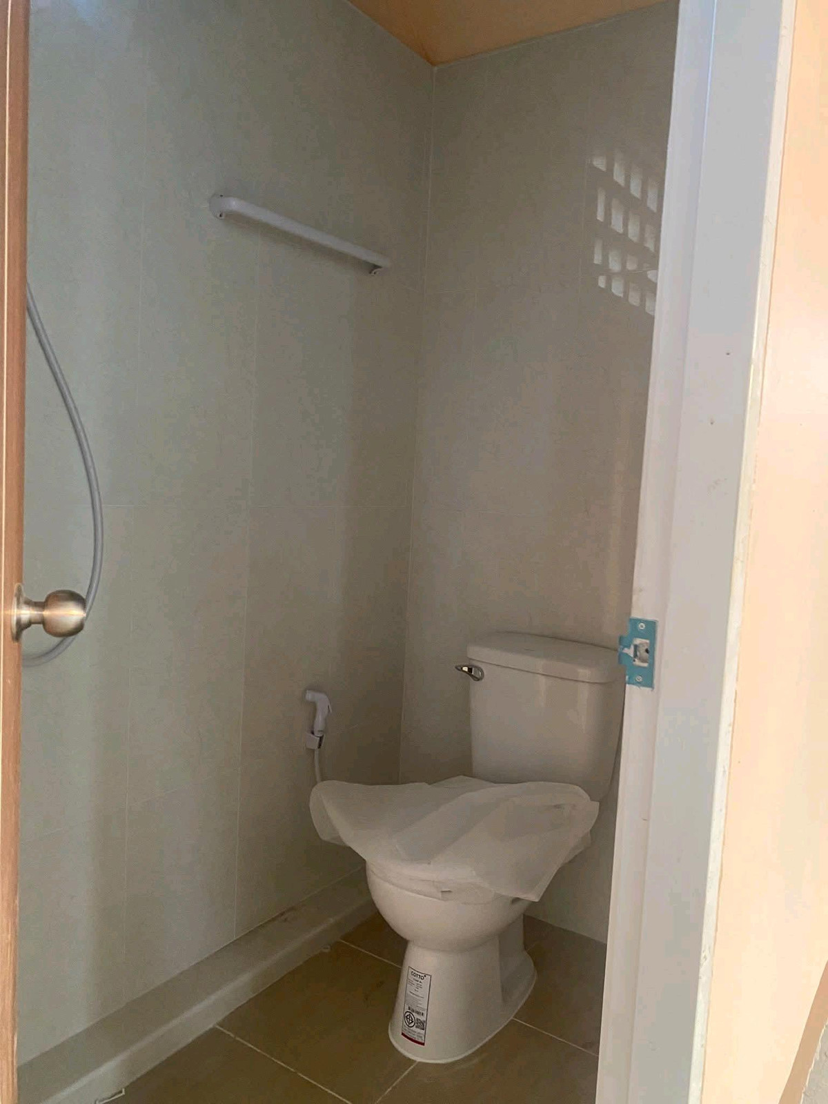 For RentWarehouseLadkrabang, Suwannaphum Airport : Warehouse for rent, Lat Krabang 14/1, Bua Ko Intersection 6 💰 Rent 50,000 baht / month, minimum lease contract 3 years.