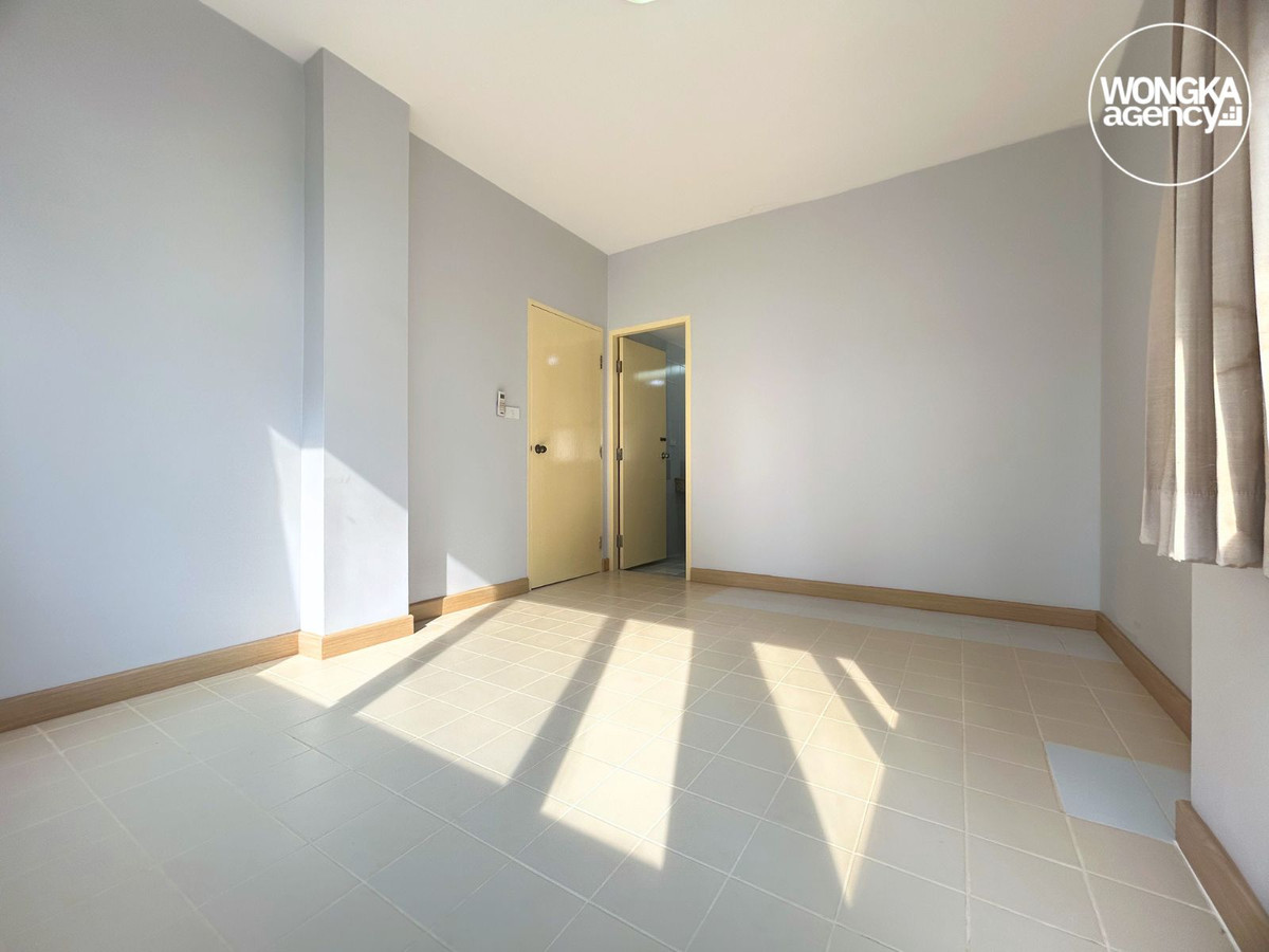 For SaleCondoBangna, Bearing, Lasalle : FOR SALE – Ban Suan La Salle Condominium 400 m. to MRT Si La Salle