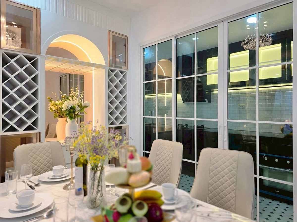 For RentHousePattaya, Bangsaen, Chonburi : Single house Lalin Soi Nen Phlap Wan / 4 bedrooms (FOR RENT) BEWN104