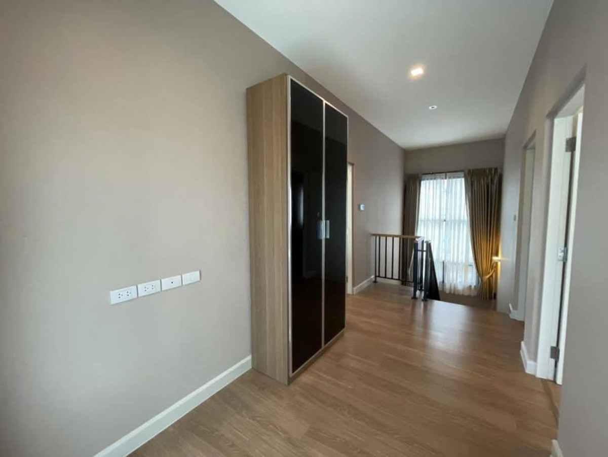 ขายบ้านนนทบุรี บางใหญ่ บางบัวทอง : เวนิว โฟลว์ พระราม 5 / 4 ห้องนอน (ขาย), Venue Flow Rama 5 / 4 Bedrooms (FOR SALE) AOM071