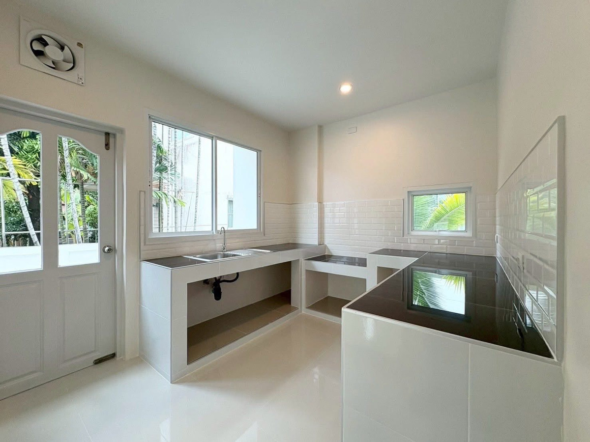 ขายบ้านพระราม 5 ราชพฤกษ์ บางกรวย : มัณฑนา ปิ่นเกล้า - พระราม 5 / 3 ห้องนอน (ขาย), Mantana Pinklao - Rama 5 / 3 Bedrooms (FOR SALE) AOM070