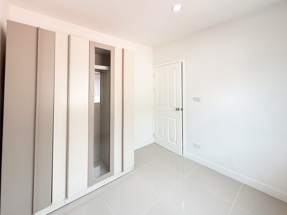 For SaleTownhomeMin Buri, Romklao : #Pruksa Ville 27 Minburi #near the Pink Line MRT