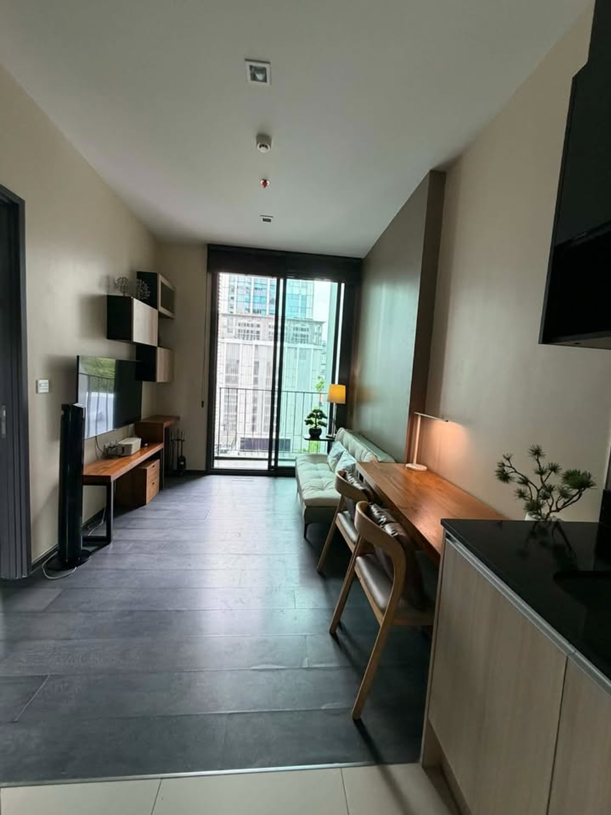 For RentCondoSukhumvit, Asoke, Thonglor : for rent: Edge by Sansiri Sukumvit23 (BTS Asoke ) (Rt-01)