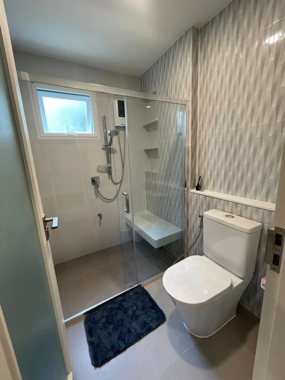 For RentHouseLadkrabang, Suwannaphum Airport : Mantana Bangna - Wongwaen / 4 Bedrooms (FOR RENT), Mantana Bangna - Wongwaen / 4 Bedrooms (FOR RENT) YOK082