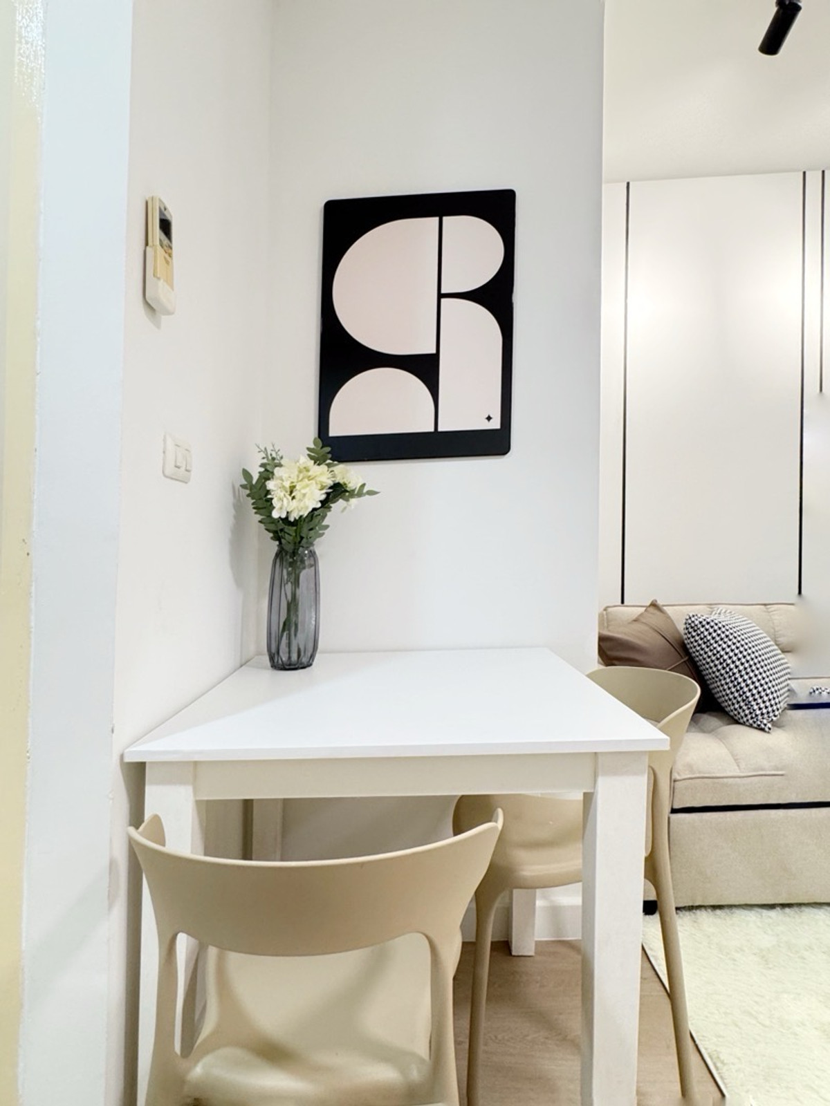 ขายคอนโดลาดกระบัง สุวรรณภูมิ : ผ่อนถูก ไอริสลาดกระบัง คอนโดใกล้สนามบิน