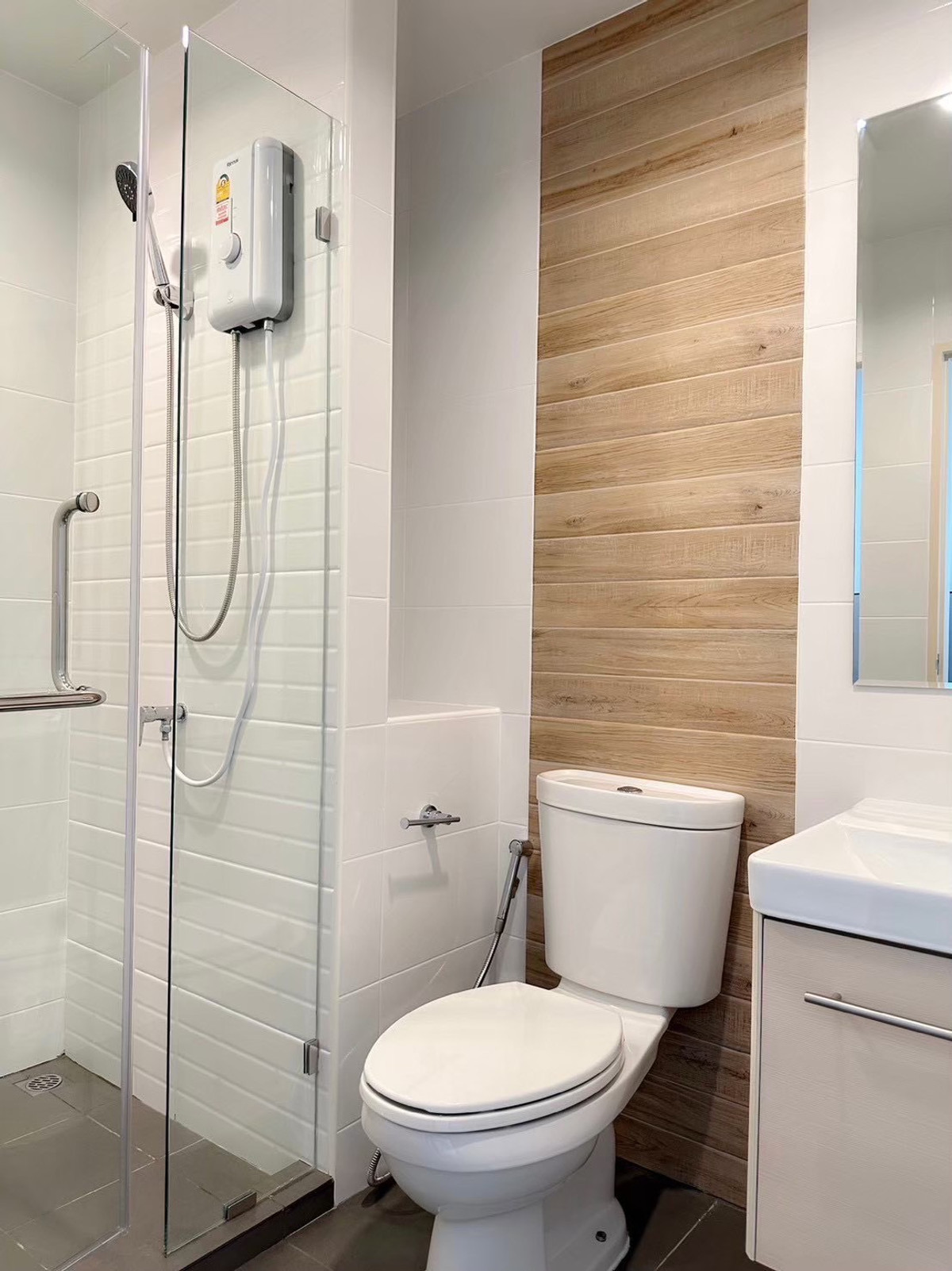 For RentCondoThaphra, Talat Phlu, Wutthakat : For rent ✨ Condo near BTS Saladaeng | Metro Sky Wutthakat | Near shopping area ICONSIAM, The Mall Tha Phra.