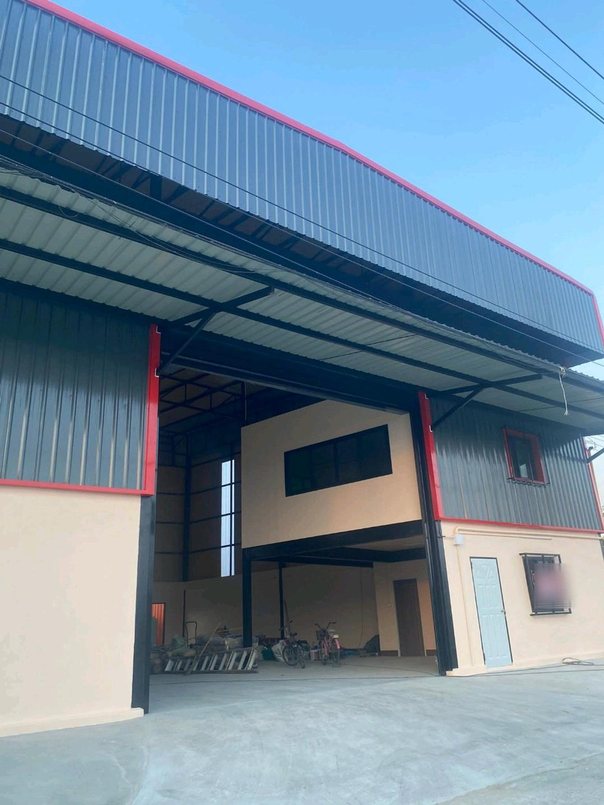 ให้เช่าโกดังลาดกระบัง สุวรรณภูมิ : โกดังให้เช่า ลาดกระบัง 14/1 แยกบัวเกาะ 6 💰 ค่าเช่า 50,000 บาท / เดือน สัญญาเช่าขั้นต่ำ 3 ปี