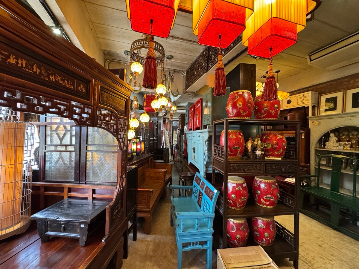 ให้เช่าอาคารพาณิชย์เลียบทางด่วนรามอินทรา : 📌อาคารพาณิชย์ให้เช่า เหมาะสำหรับ คาเฟ่, พีราทิส, ร้านทำผม ,Workshop ,Showroom ขายสินค้า ทำเลเอกมัย - เลียบด่วน
