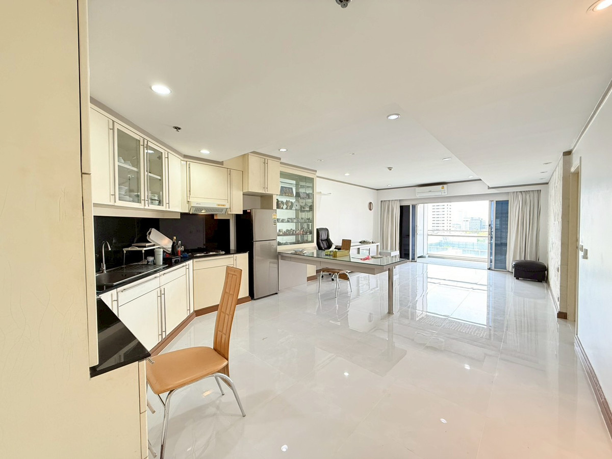 ให้เช่าคอนโดสาทร นราธิวาส : เดอะ เนเชอรัล เพลส สวีท