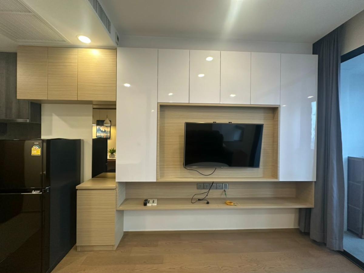 ขายคอนโดสยาม จุฬา สามย่าน : 🔥ขายด่วน+🔥แอชตัน จุฬา-สีลม ใกล้สถานีรถไฟฟ้า MRT สามย่าน เฟอร์นิเจอร์ครบ พร้อมเข้าอยู่