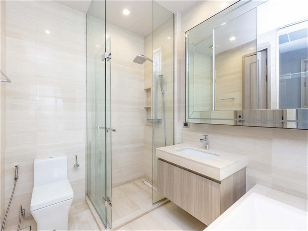 ขายคอนโดสุขุมวิท อโศก ทองหล่อ : 🔥ขายด่วน+🔥เดอะเทอร์ตี้ไนน์ ใกล้สถานีรถไฟฟ้า BTS พร้อมพงษ์ เฟอร์นิเจอร์ครบ พร้อมเข้าอยู่