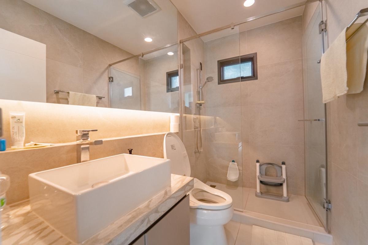 ขายบ้านพัฒนาการ ศรีนครินทร์ : 🔥ขายด่วน+🔥เศรษฐสิริ กรุงเทพกรีฑา 2 ใกล้สถานีรถไฟฟ้า Airport Link หัวหมาก เฟอร์นิเจอร์ครบ พร้อมเข้าอยู่