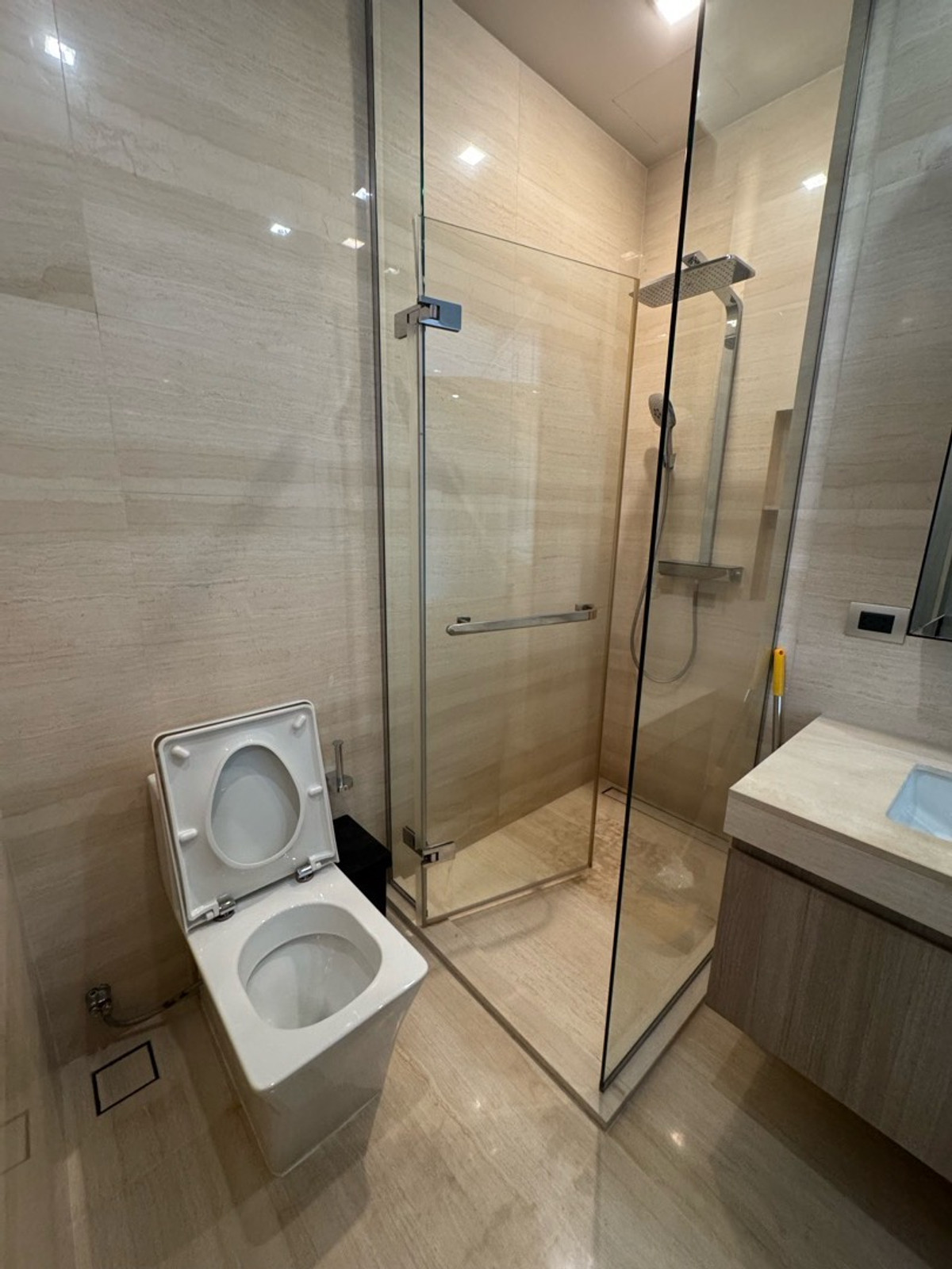 For RentCondoSukhumvit, Asoke, Thonglor : The XXXIX sukhumvit 39 
1 Br ready to rent 📌